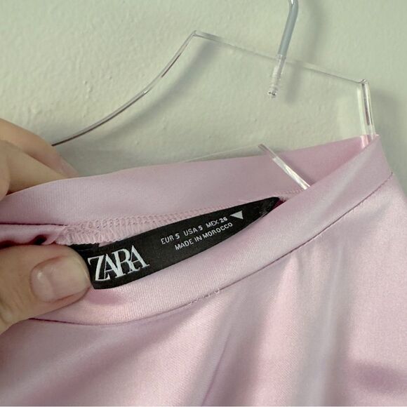 ⭕️ ZARA Satin Top Light Pink Small - Picture 4 of 5